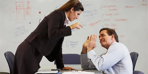 Làm gì khi vợ là... “sếp”?!