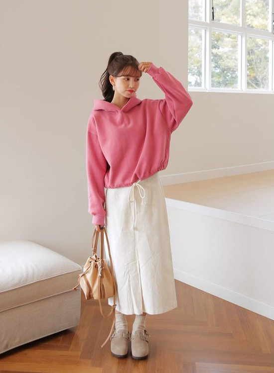 Mặc đẹp đến văn phòng vào những ngày mưa gió