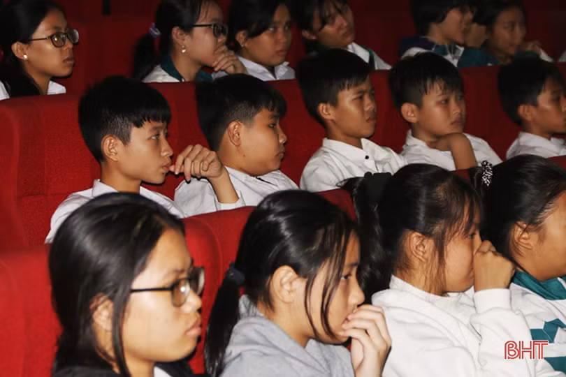 Nhiều cung bậc cảm xúc khi xem “An toàn giao thông cho trẻ em”