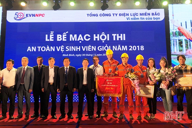 Điện lực Hà Tĩnh giành 3 giải xuất sắc Hội thi An toàn vệ sinh viên giỏi