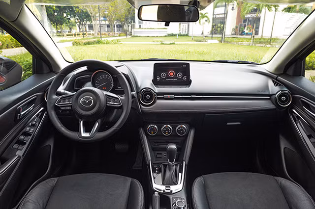 Mazda2 mới ra mắt thị trường, giá từ 509 triệu đồng