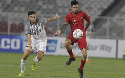 HLV Eriksson tuyên bố sẽ đả bại ĐT Việt Nam