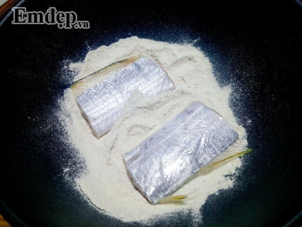 Hao cơm với món cá tẩm bột chiên giòn, chấm mắm tỏi ớt ngon tuyệt