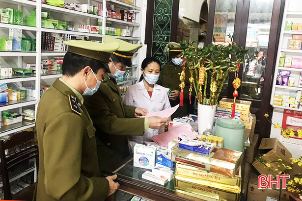 Phạt 25 triệu đồng một nhà thuốc bán cao hơn giá niêm yết