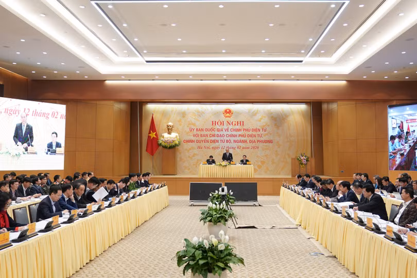 Thủ tướng Chính phủ Nguyễn Xuân Phúc: Cần tiếp tục nỗ lực để xây dựng chính phủ điện tử