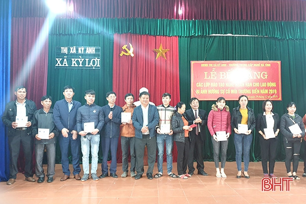 Hơn 5.000 lao động Hà Tĩnh bị ảnh hưởng sự cố môi trường biển được hỗ trợ đào tạo nghề