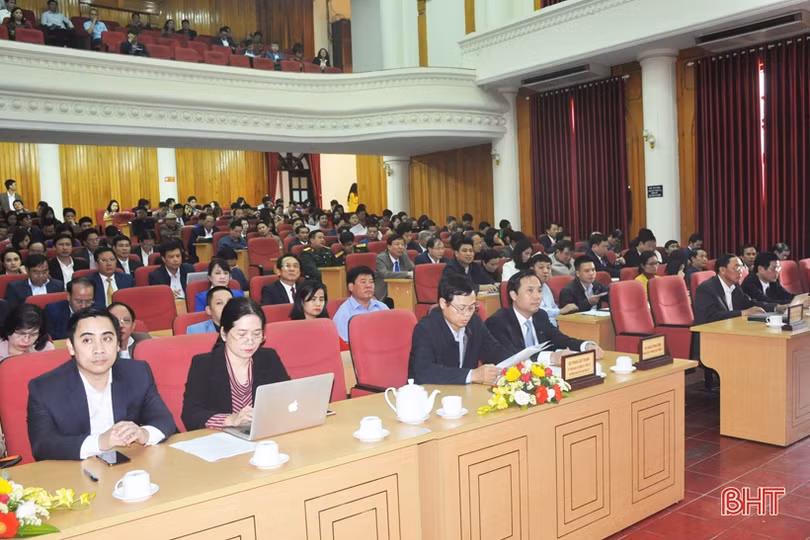 Phong trào thi đua ở Hà Tĩnh cần gắn với tái cơ cấu kinh tế, chuyển đổi mô hình tăng trưởng