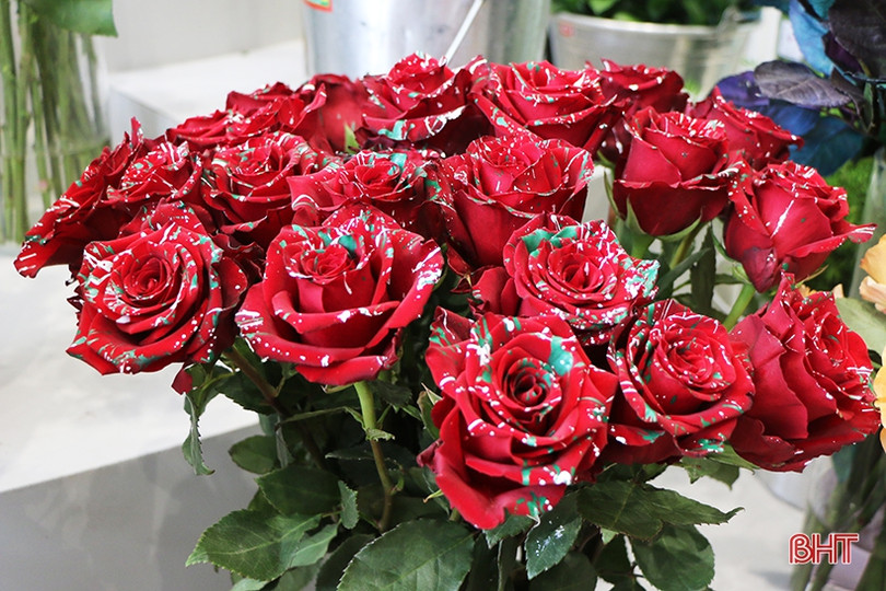 Hồng ngoại “hút khách” ngày Valentine