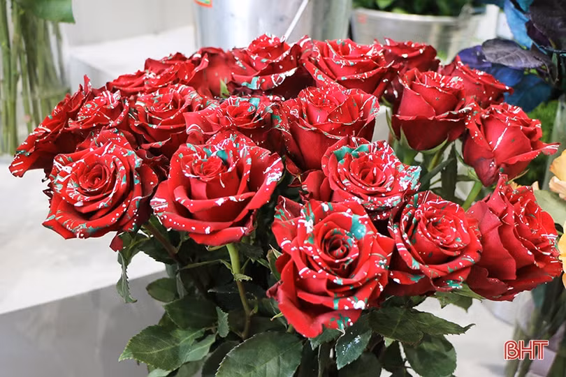 Hồng ngoại “hút khách” ngày Valentine