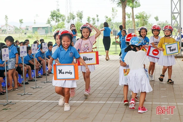 Sinh viên giỏi Đại học Sư phạm Hà Nội, ELTS 8.0: Lựa chọn Trường Albert Einstein để sáng tạo và cống hiến