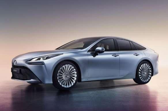 Toyota sẽ ra mắt công nghệ mới giúp tránh “nhầm chân ga”