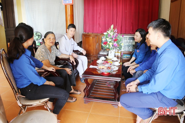 Tuổi trẻ Tỉnh đoàn với nhiều hoạt động ý nghĩa mừng 90 năm thành lập Đảng bộ Hà Tĩnh
