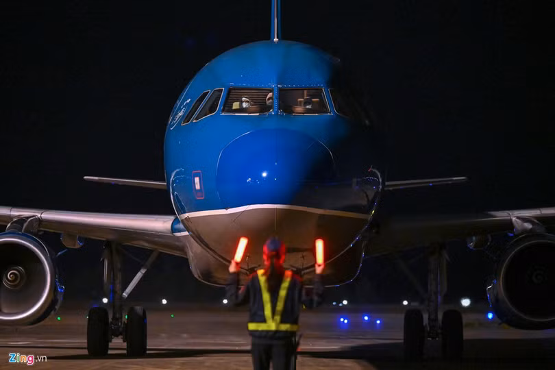 Chuyến bay đưa công dân Việt Nam trở về từ tâm dịch Vũ Hán