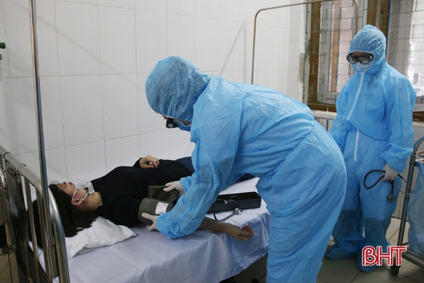 Bệnh viện Đa khoa Hà Tĩnh diễn tập phòng chống dịch viêm phổi cấp 