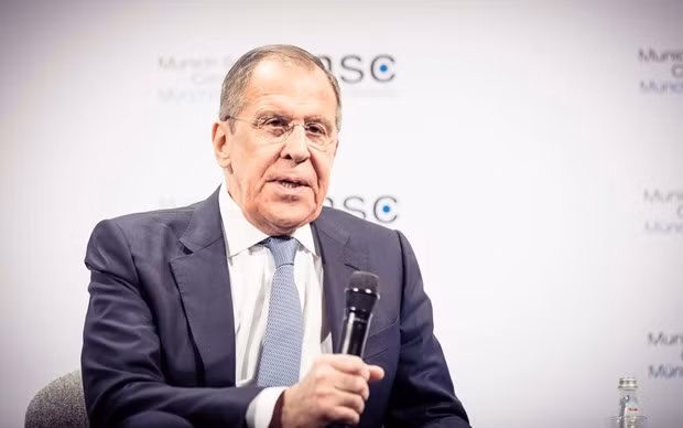 Nga sẽ tiếp tục cung cấp thiết bị y tế cho Trung Quốc chống COVID-19