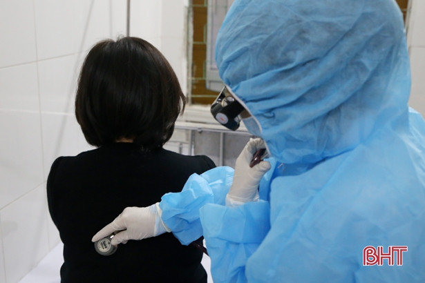 Bệnh viện Đa khoa Hà Tĩnh diễn tập phòng chống dịch viêm phổi cấp 