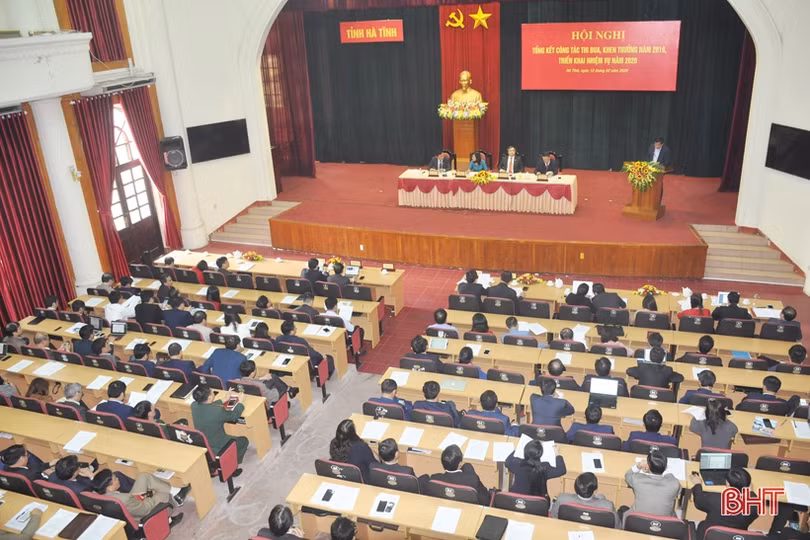 Phong trào thi đua ở Hà Tĩnh cần gắn với tái cơ cấu kinh tế, chuyển đổi mô hình tăng trưởng