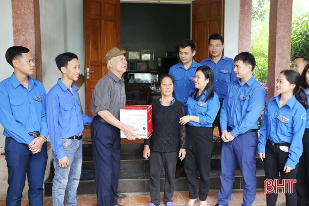 Tuổi trẻ Tỉnh đoàn với nhiều hoạt động ý nghĩa mừng 90 năm thành lập Đảng bộ Hà Tĩnh