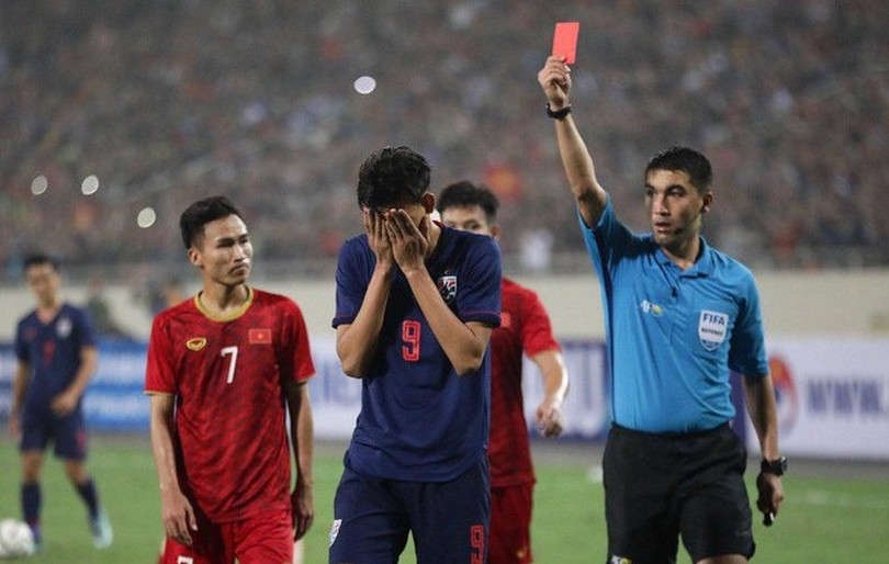 AFC từng xóa án cho Supachai với hành vi phi thể thao Thầy Park bị phạt, AFC đùa quá lố rồi!