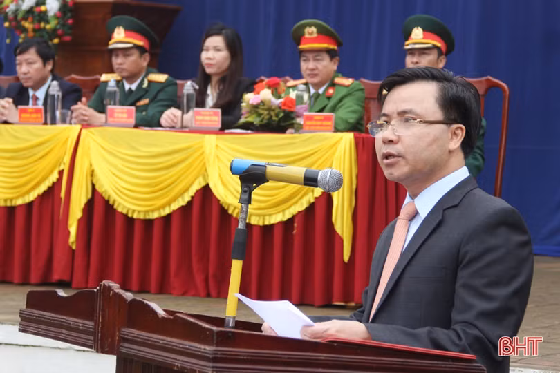 Chủ tịch UBND tỉnh tin tưởng tân binh Hà Tĩnh rèn luyện, phấn đấu, xứng đáng với truyền thống quê hương