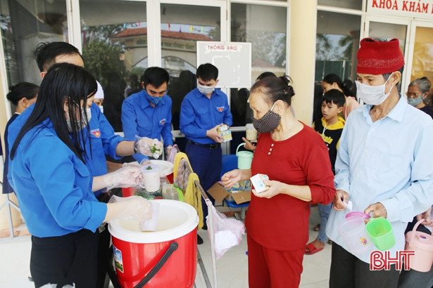 Tuổi trẻ Tỉnh đoàn với nhiều hoạt động ý nghĩa mừng 90 năm thành lập Đảng bộ Hà Tĩnh