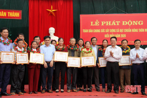 Nhiều địa phương ở Nghi Xuân ra quân làm NTM kiểu mẫu, NTM nâng cao