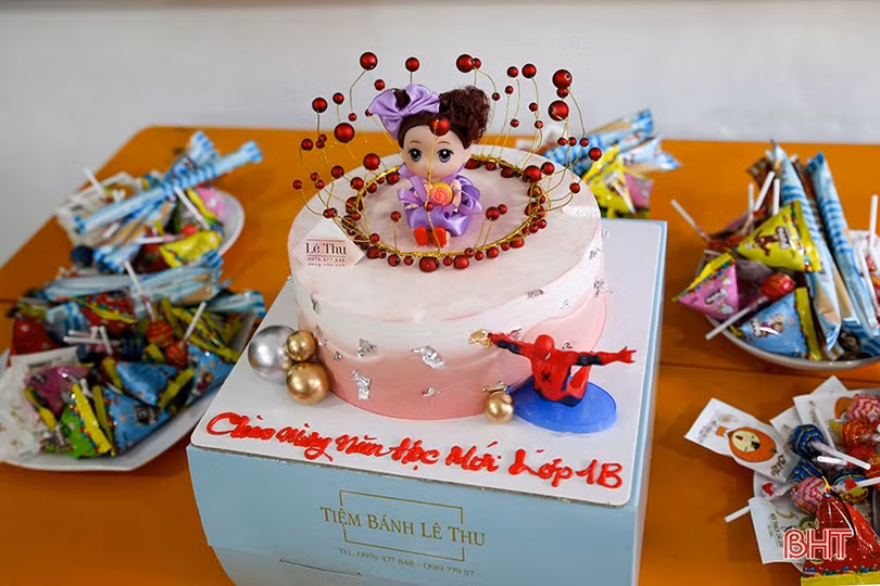 Hơn 33 vạn giáo viên, học sinh ở Hà Tĩnh tựu trường năm học mới