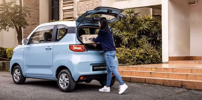 Loạt ô tô Trung Quốc mới cóng rẻ như xe máy Việt Nam