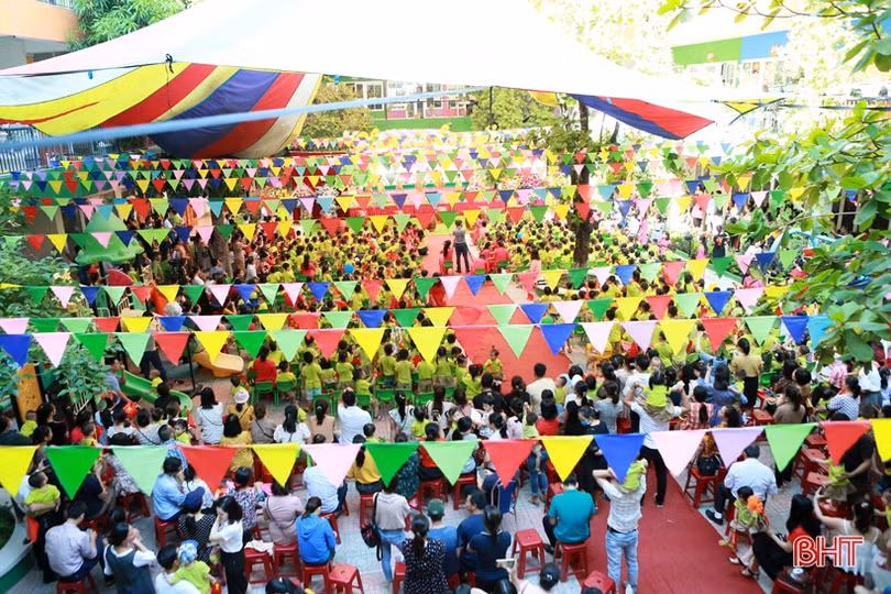 Gần 700 bé mầm non Trí Đức hân hoan chào năm học mới