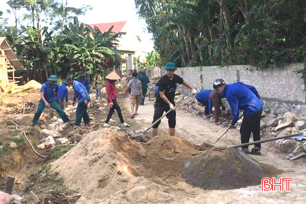Tuổi trẻ Hà Tĩnh mừng 75 năm ngày Quốc khánh bằng nhiều hành động đẹp