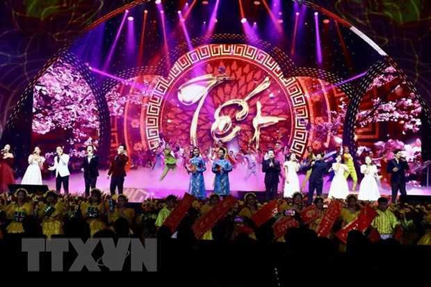 Chủ tịch nước dự chương trình nghệ thuật “Xuân Quê hương” 2023 hình ảnh 3 Chủ tịch nước dự chương trình nghệ thuật “Xuân Quê hương” 2023