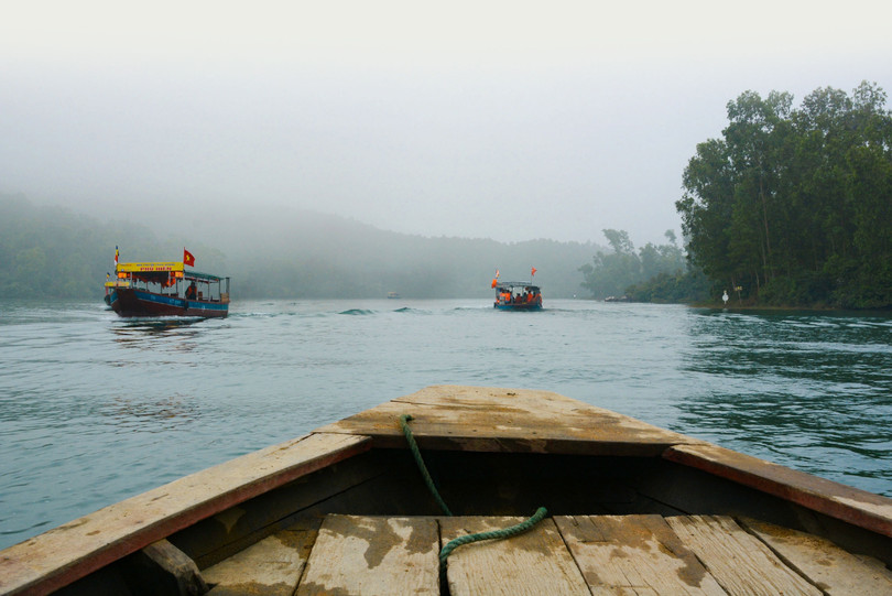 Vẻ đẹp cung đường dẫn tới Hoan Châu đệ nhất danh lam ở Hà Tĩnh