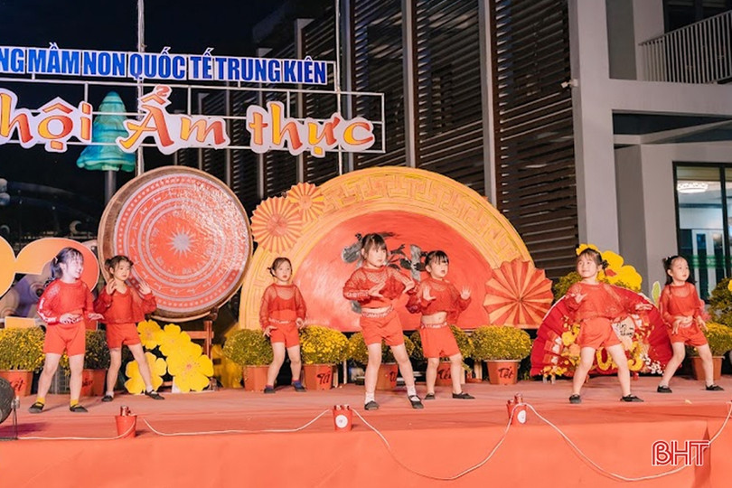 Đặc sắc lễ hội ẩm thực Trường Mầm non Trung Kiên