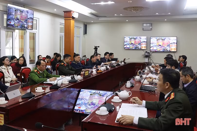 Tập trung tuyên truyền đến người dân Hà Tĩnh về cách thức khai thác, sử dụng thông tin về cư trú