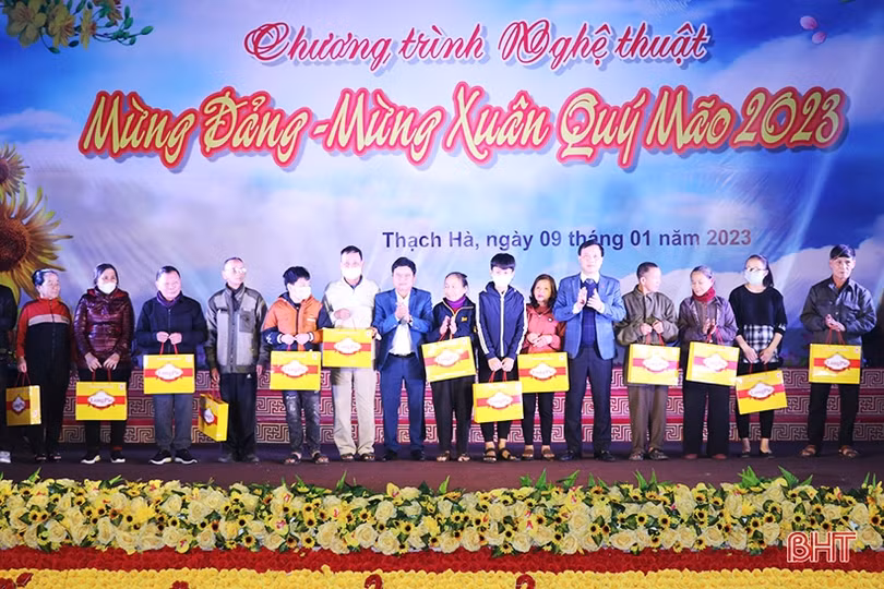 Đặc sắc chương trình nghệ thuật mừng Đảng - mừng xuân tại Thạch Hà