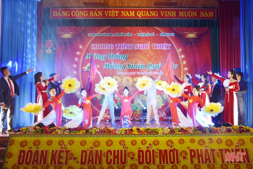Ấn tượng chương trình nghệ thuật mừng Đảng - mừng xuân ở Lộc Hà
