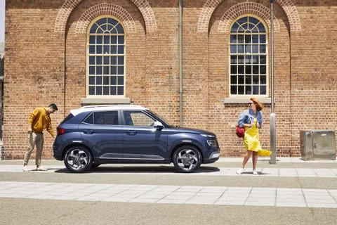 Hyundai Venue 2023 thêm nhiều tính năng hơn, giá từ 15.115 USD