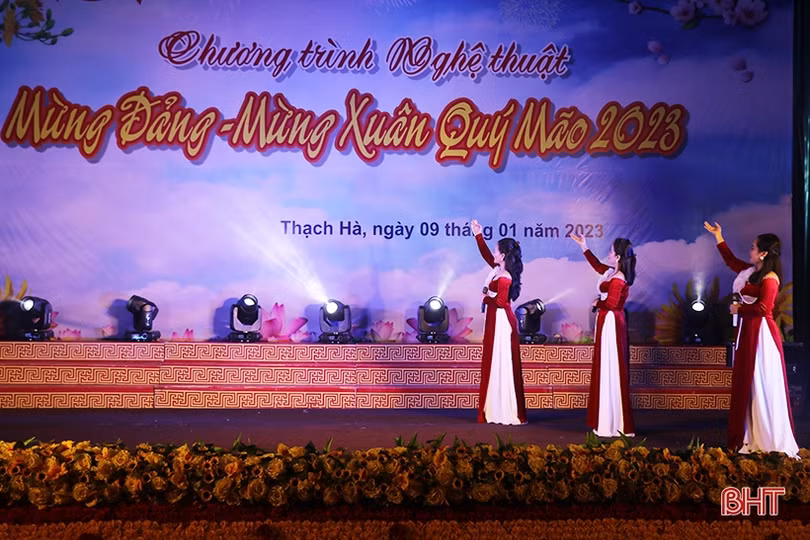 Đặc sắc chương trình nghệ thuật mừng Đảng - mừng xuân tại Thạch Hà