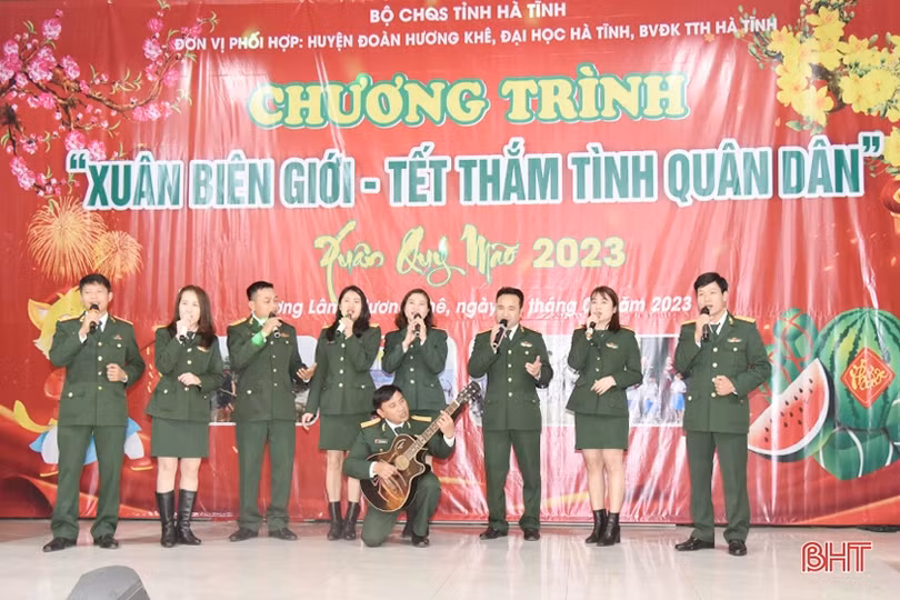 Nhiều hoạt động ý nghĩa, ấm tình quân dân ở Hương Khê