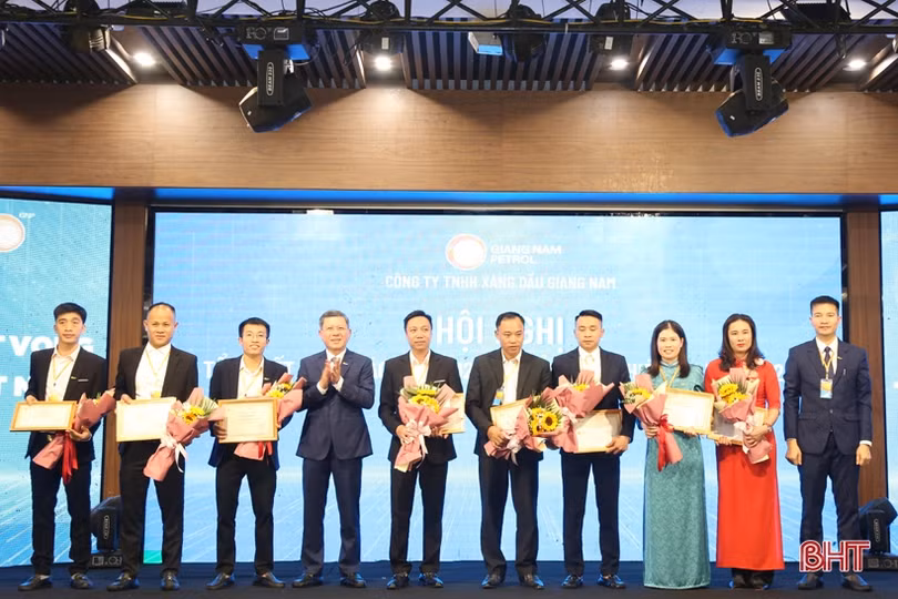 Xăng dầu Giang Nam nộp ngân sách tăng 48%, hỗ trợ trên 15 tỷ đồng cho an sinh xã hội