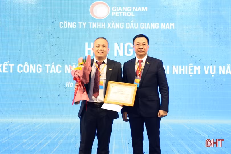 Xăng dầu Giang Nam nộp ngân sách tăng 48%, hỗ trợ trên 15 tỷ đồng cho an sinh xã hội