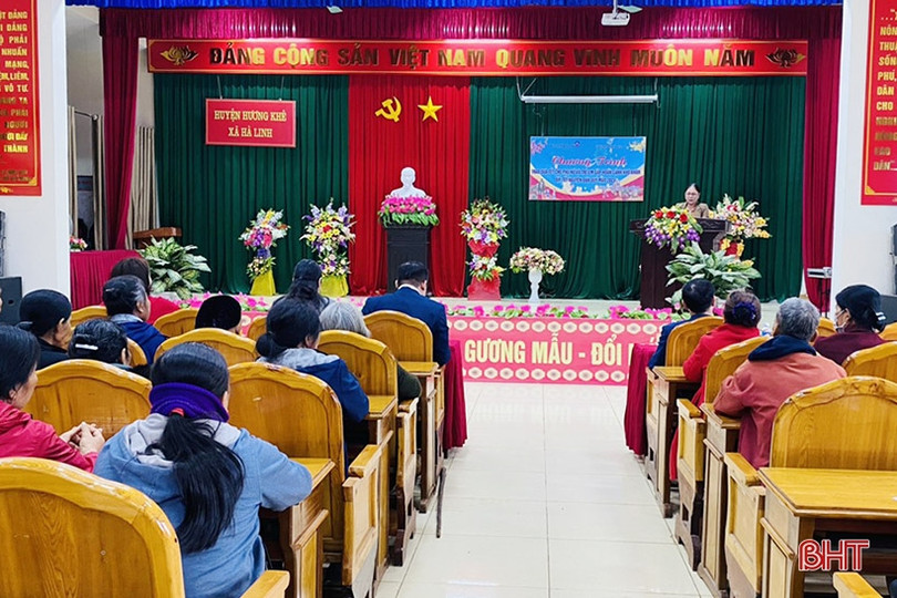 Hàng trăm suất quà tết đến với người dân gặp hoàn cảnh khó khăn ở Hà Tĩnh