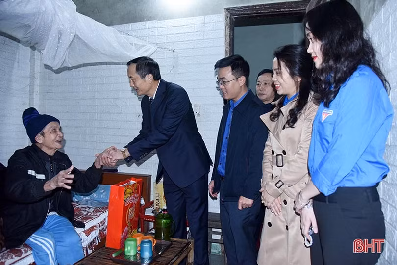 Nâng cao chất lượng tổ chức cơ sở đảng trong cơ quan, doanh nghiệp 