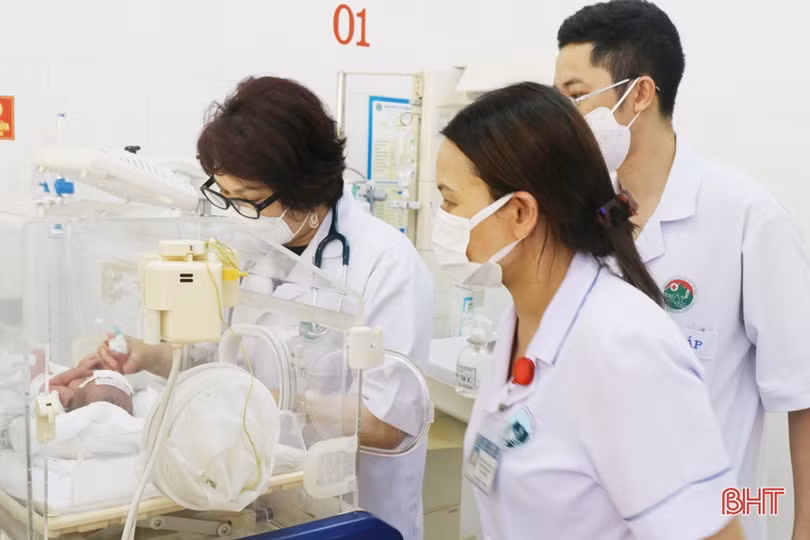 Xứng đáng là “chim đầu đàn” của ngành Y tế Hà Tĩnh