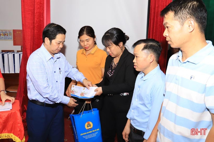 Ấm áp chương trình “Tết sum vầy - Xuân gắn kết” ở Hương Sơn