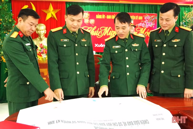 Nâng cao tinh thần sẵn sàng chiến đấu, bảo đảm an toàn dịp tết Nguyên đán