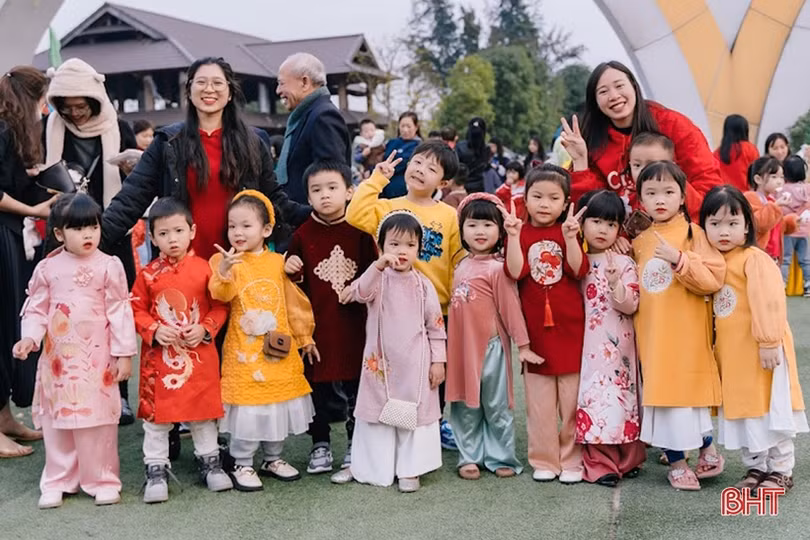 Đặc sắc lễ hội ẩm thực Trường Mầm non Trung Kiên