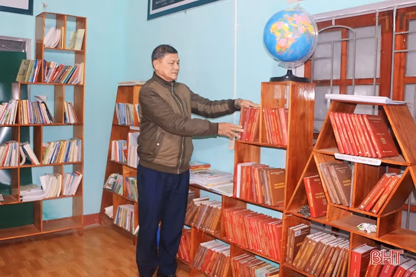 Bí thư chi bộ gương mẫu trong xây dựng tổ dân phố văn minh 