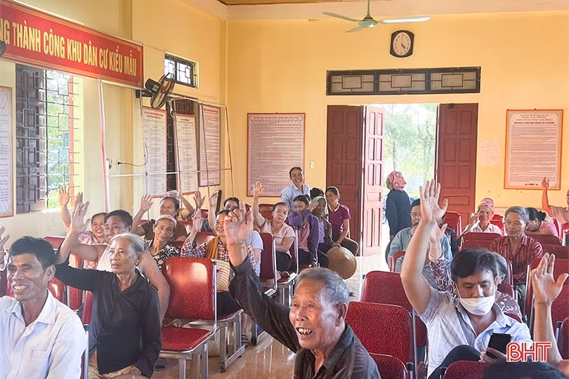 Cánh đồng lớn, sản xuất lớn ở Hà Tĩnh