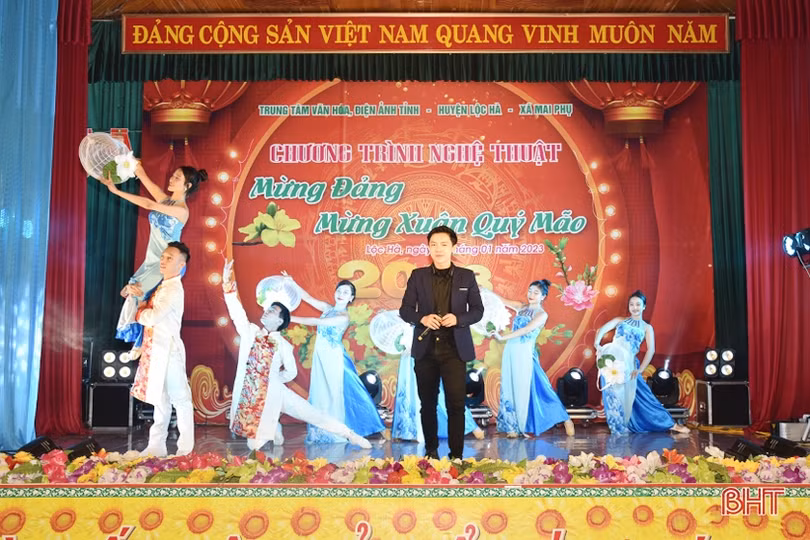 Ấn tượng chương trình nghệ thuật mừng Đảng - mừng xuân ở Lộc Hà